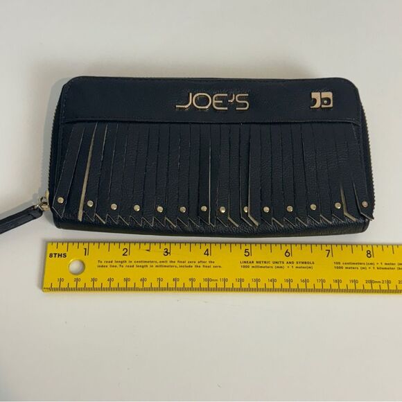 Joe’s Jeans Black Leather Fringe Zip Around Wallet Clutch - Picture 5 of 6